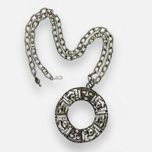 Sarah Coventry Talisman Of Love Necklace Silver Tone Zodiac Crab Pendant Vintage